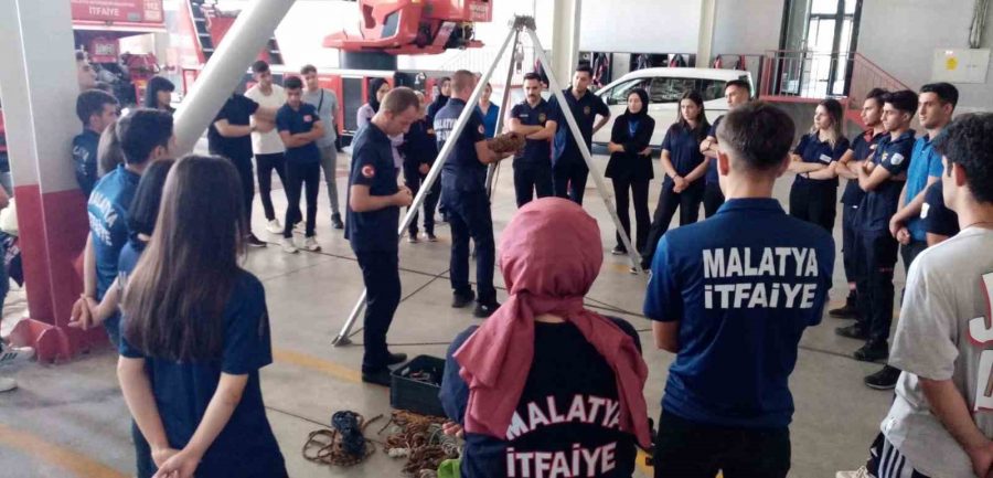 Malatya İtfaiyesinden Öğrencilere Uygulamalı Eğitim