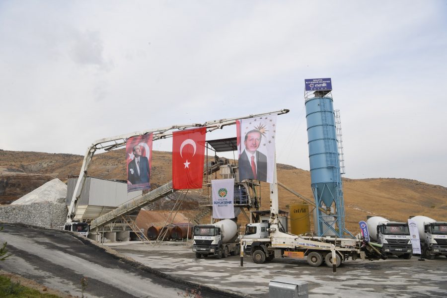 Büyükşehir Belediyesi Beton Santrali Hizmete Başladı