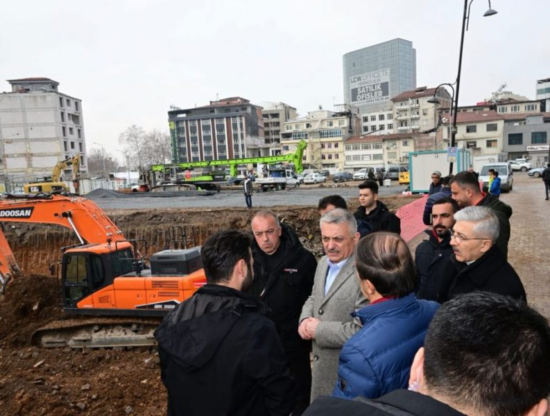 Vali Yazıcı Saray Mahallesi inşaatını yerinde inceledi