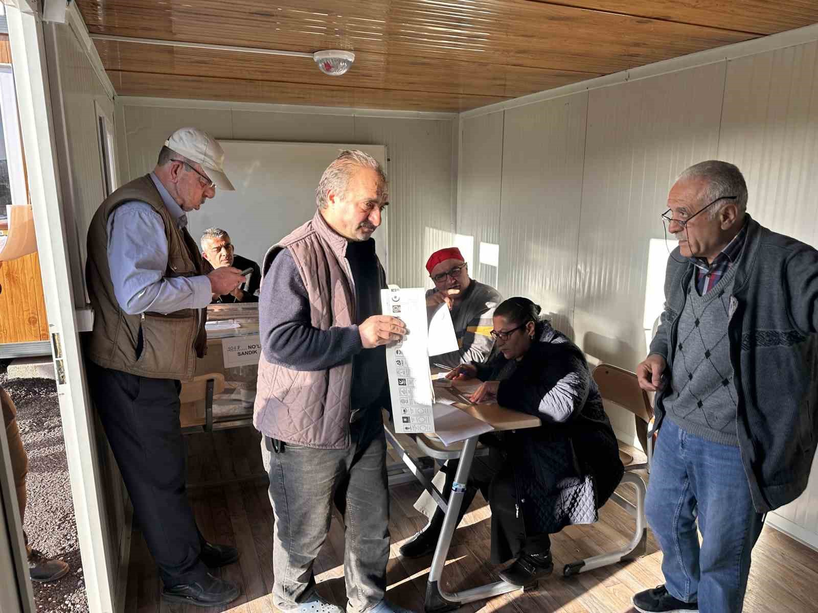 Malatya’da Oy Kullanma İşlemi Başladı