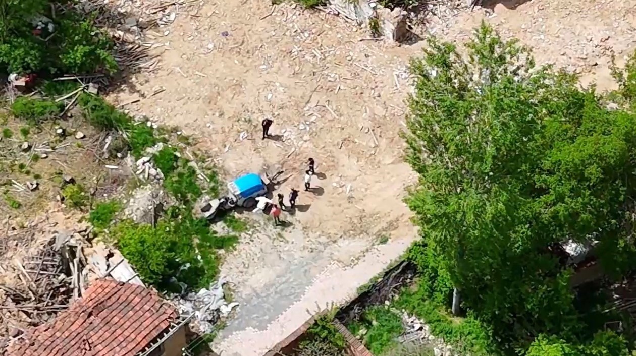 Çalınan İş Makinesi Dron İle Bulundu