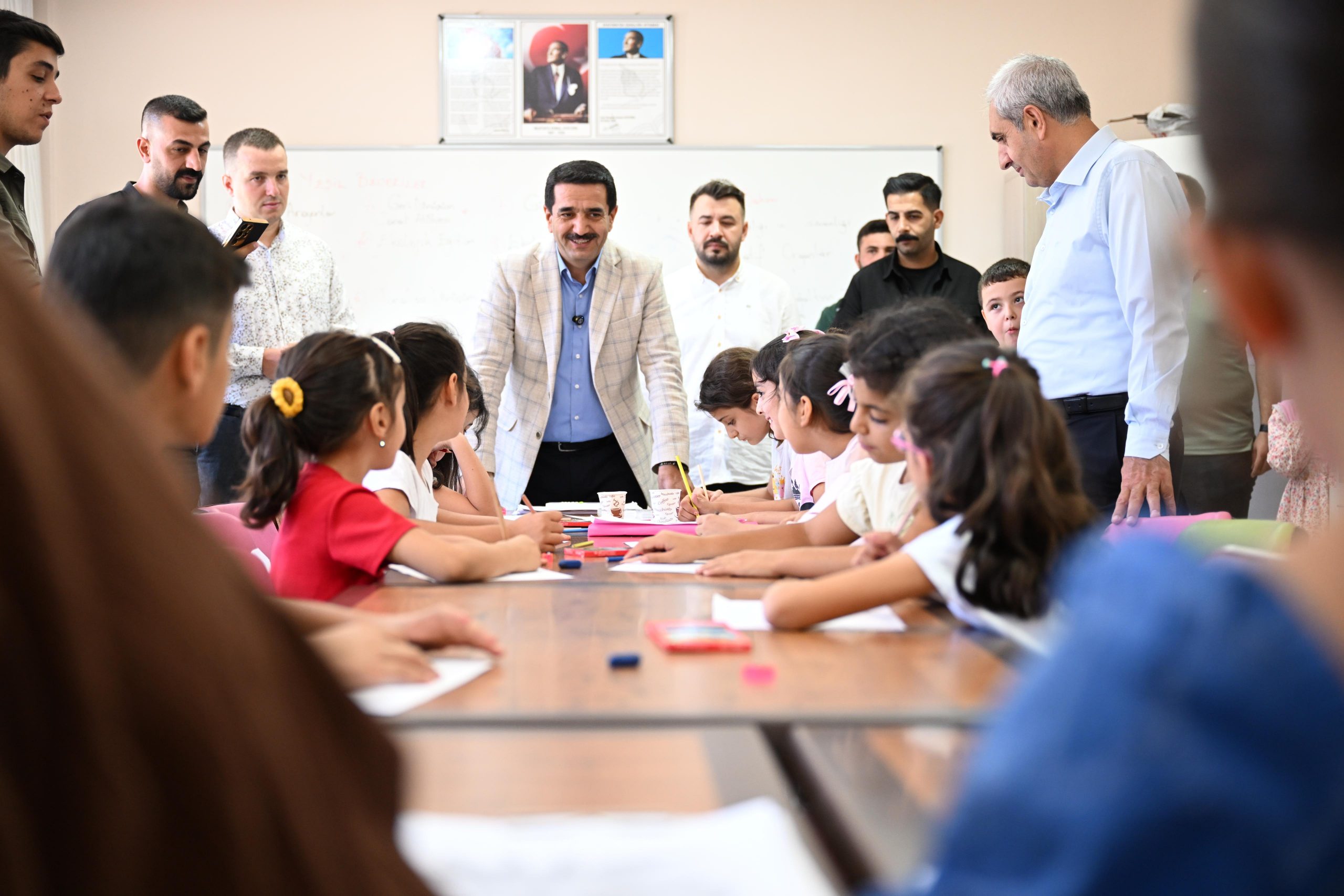 Başkan Taşkın, Gençlik Merkezi’ni Ziyaret Etti