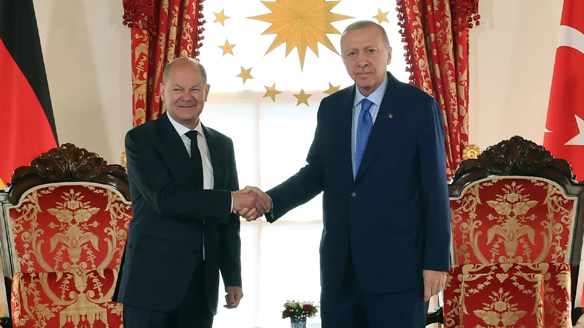 Cumhurbaşkanı Erdoğan ve Almanya Başbakanı Scholz, Dolmabahçe’de bir araya geldi