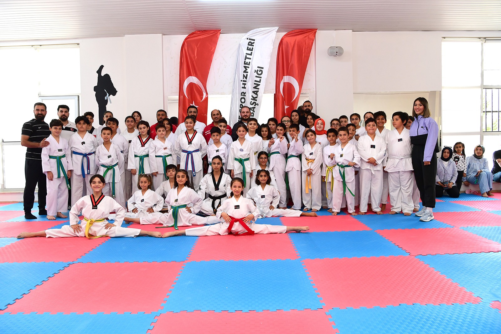 TAEKWONDO 3. DÖNEM KUŞAK SINAVI MALATYA BÜYÜKŞEHİR BELEDİYESİ EV SAHİPLİĞİNDE YAPILDI