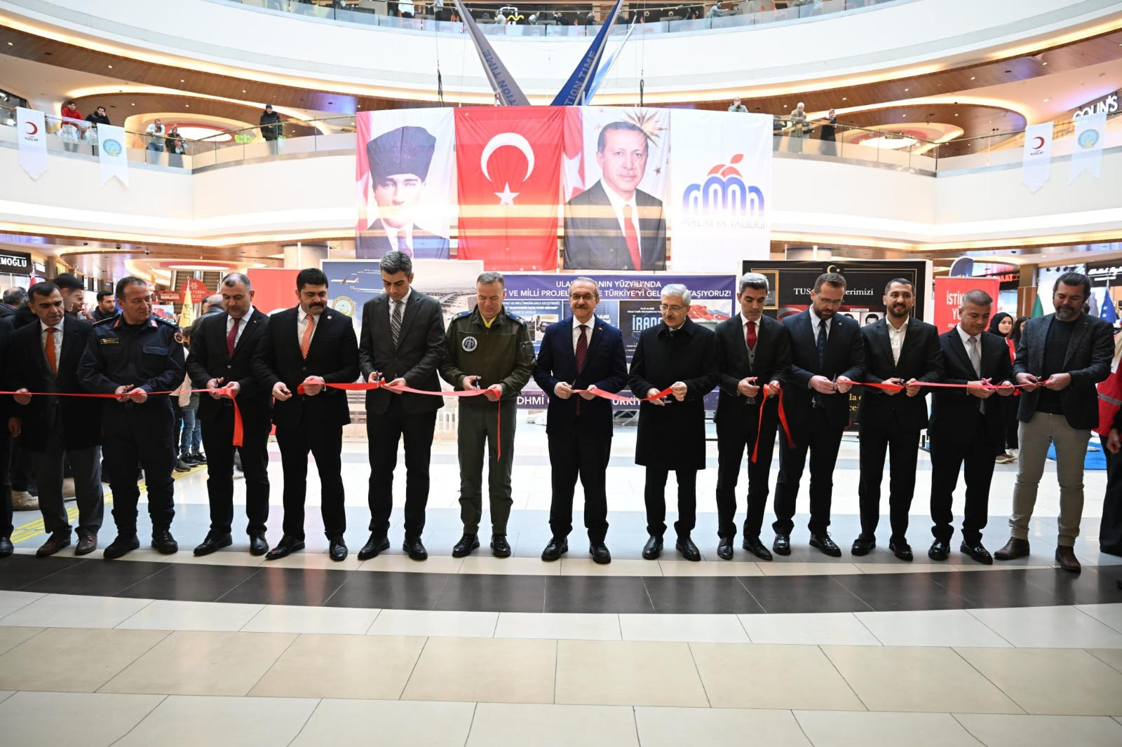 “Milli Teknoloji Hamlesi” Sergisine Yoğun İlgi