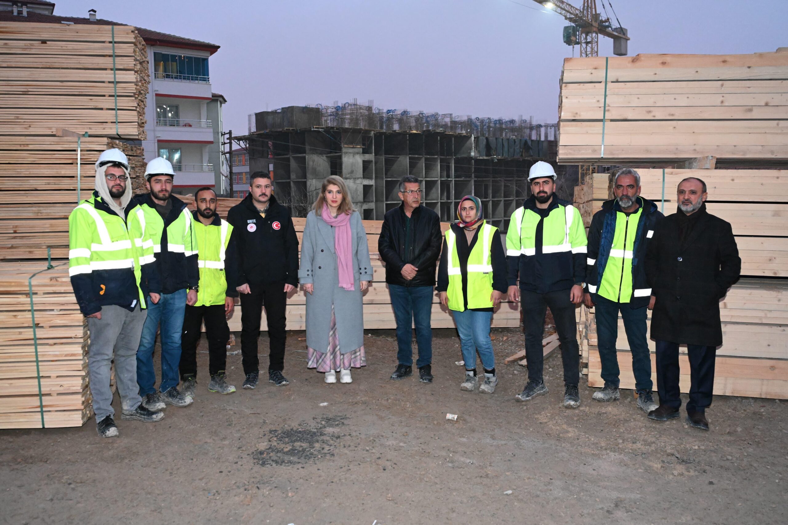 MALATYA’DA İMAR, İNŞA VE İHYA ÇALIŞMALARI HIZLA İLERLİYOR MİLLETVEKİLİ ÖLMEZTOPRAK; “MALATYA’DA İHALELER BİR BİR SONUÇLANDIRILIYOR”